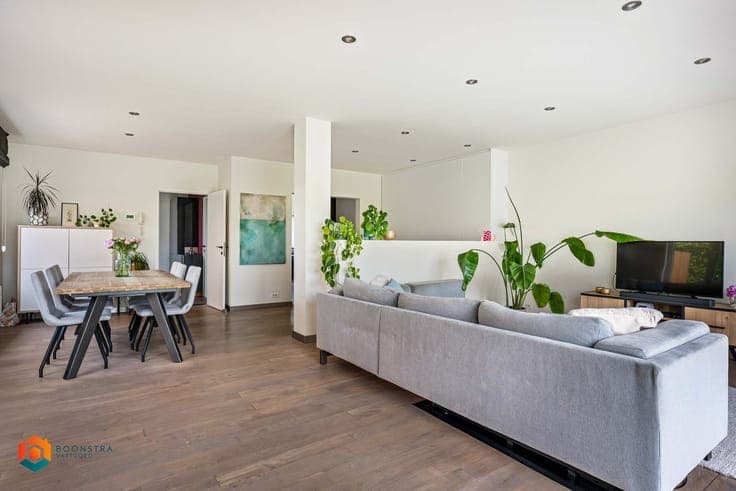 Instapklare woning met 4 slpkrs en tuin te Sint-Katelijne...