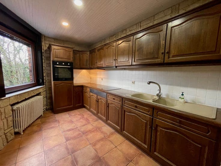 House 3/4 BR CLOSE JOSAPHAT