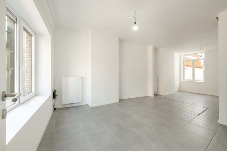 🏡 Volledig gerenoveerde rijwoning met 3 slaapkamers, 2 ba...