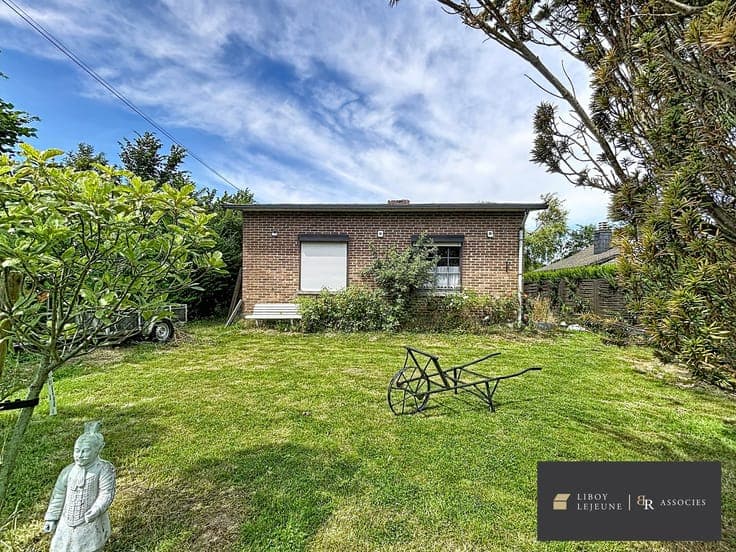 Two-bedroom bungalow