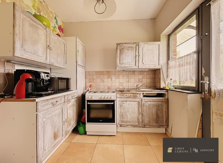 Two-bedroom bungalow