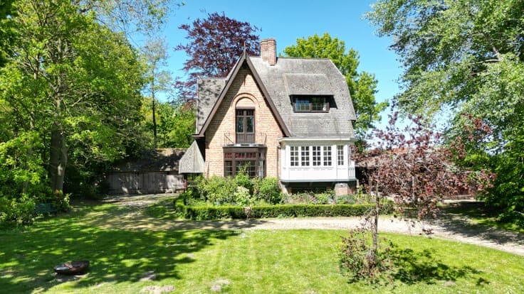 Karaktervolle woning op uniek domein