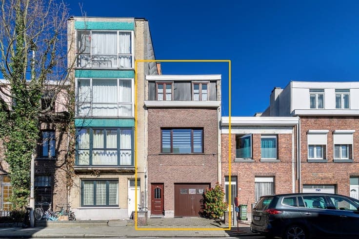 Bel-etage (181 m²) met 3 slaapkamers en buitenruimte (30 m²)