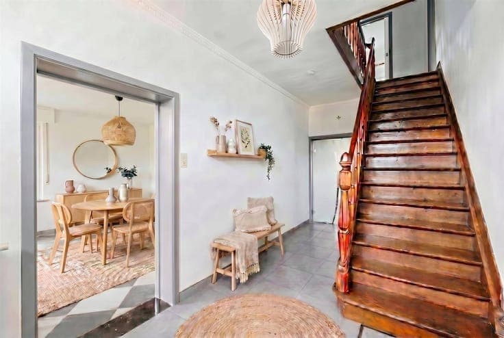 Spacious 4 bed house in Beaurain
