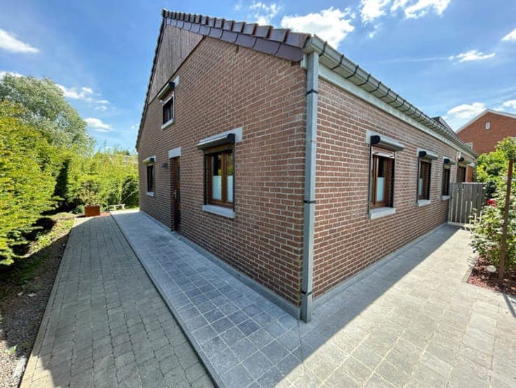 House in Thieu