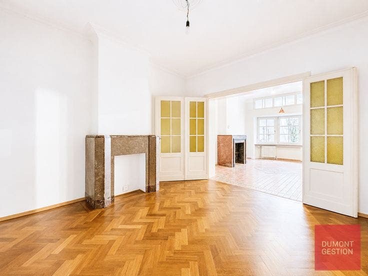 Maritime District / Tour & Taxis: Charming with Garden!