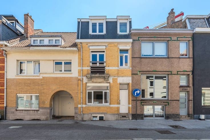 Renovated house with city garden in the center of Middelkerk