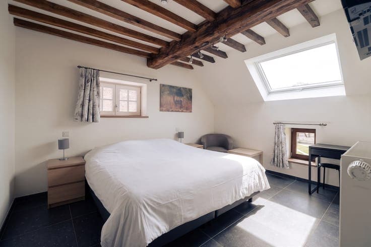 Somme-Leuze - Historic farm with hotel and holiday cottages