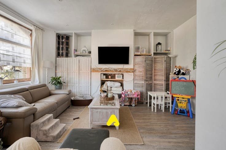 Karaktervolle koppelwoning in de historische Dumontwijk
