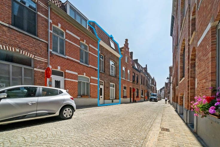 Bruges city house with 4 bedrooms and TERRACE