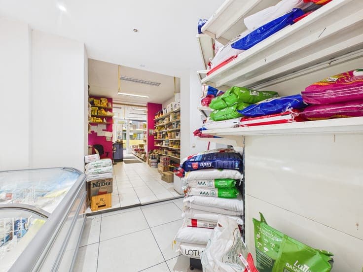 Immeuble de rapport conforme 3 logements + commerce - Namur