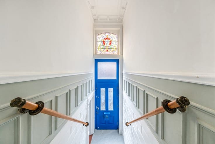 Elegant townhouse from 1907 with authentic charm - EPC D
