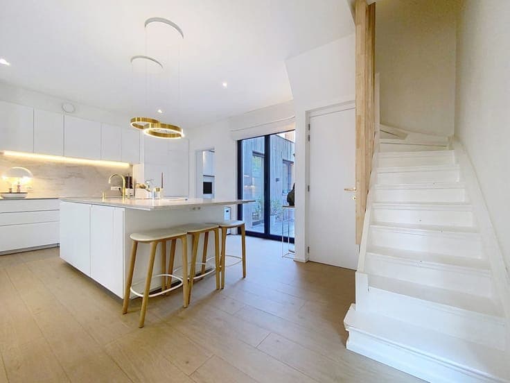 Renovated house with a beautiful terrace – 4 bedrooms – WSP