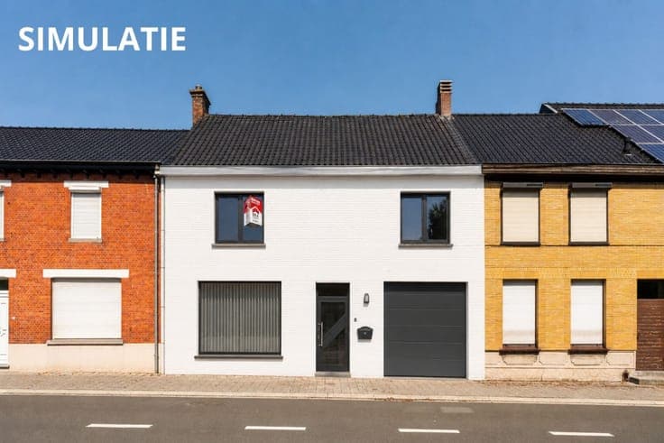 Property in need of renovation in the centre of Kruishoutem