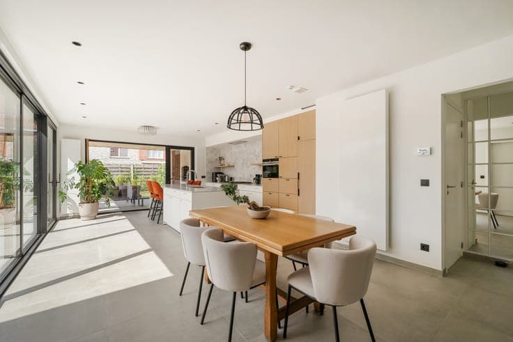 Prachtige burgerwoning met luxueuze afwerking