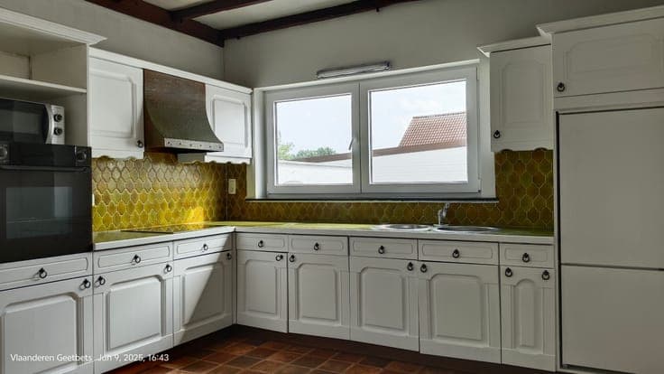 5 Bed House with 930m² Plot in Geetbets
