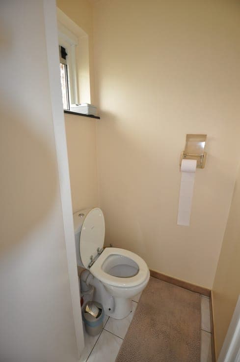 Verzorgde rijwoning te Zandvoorde