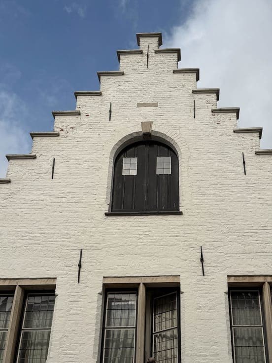 een verborgen Brugse parel tussen groen en rei