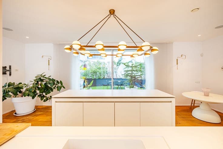 Ixelles-Châtelain - Exceptional loft house -10 parkingspaces