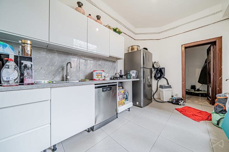 6-Unit Investment Property