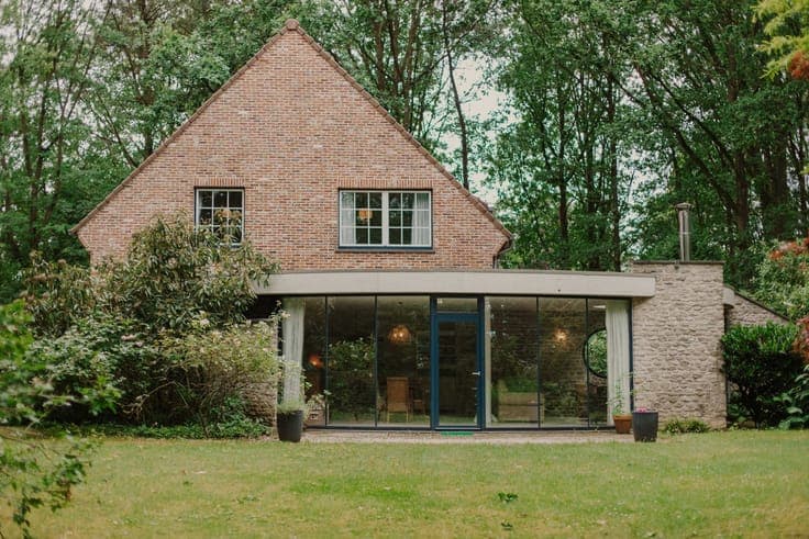 Woning met vier slaapkamers op de groene Heikantberg
