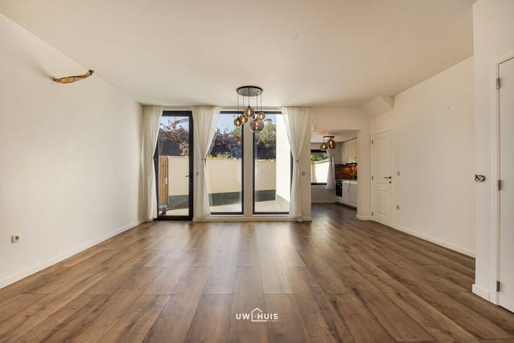 Exclusive live-work combination in a central location Hamme