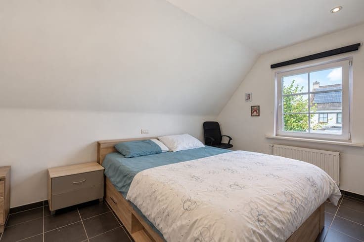 Instapkare woning met 3 slaapkamers, garage en tuin op go...