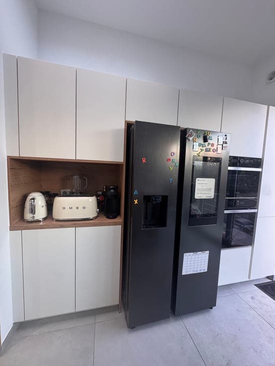 Beautifully Renovated Family Home with Garage & Garden