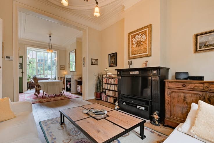 Place Brugmann: 6-bedroom house with a south-facing garden