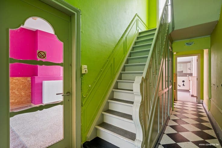 Te koop – Gezinswoning met tuin en uitweg in het hart van...