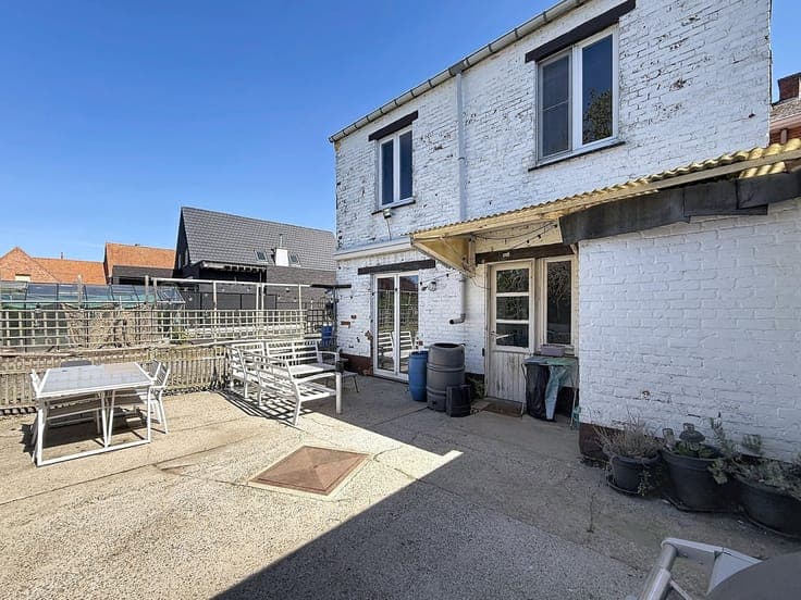 Verder te renoveren woning, 3 slpks, opp 10a 20ca