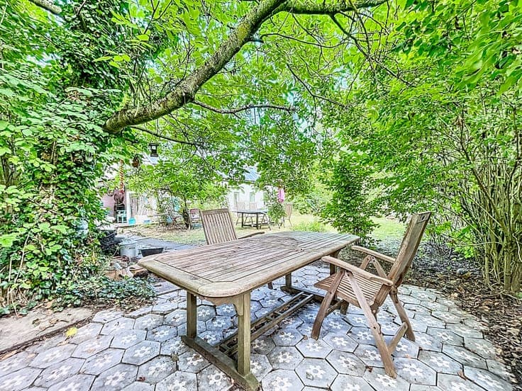 House with separate gîte/studio for sale in Ronse