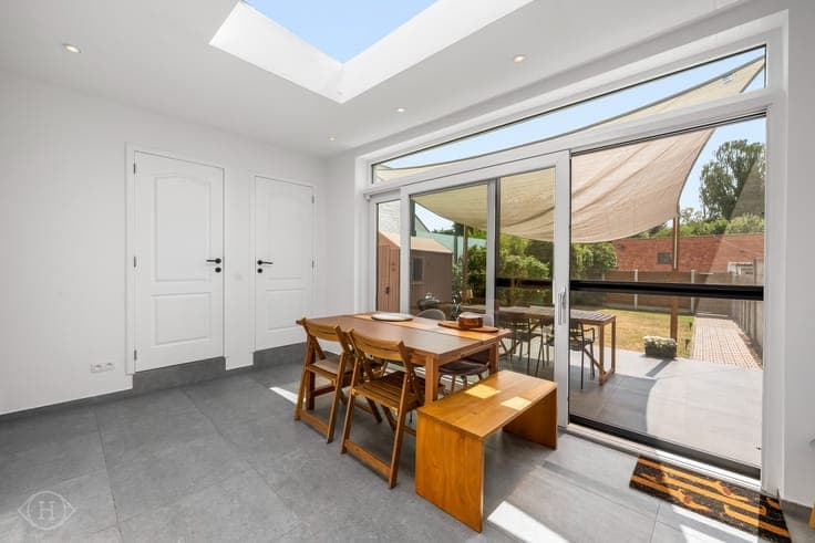 Volledig gerenoveerde, energiezuinige woning met zuidtuin
