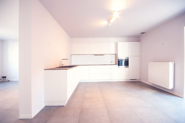 --- NIEUW --- Ruime, volledig gerenoveerde woning (±164m²...