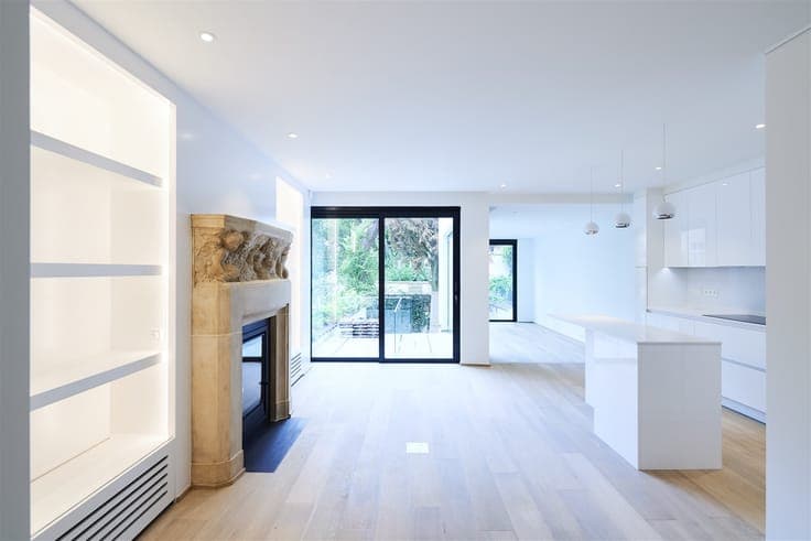 Exceptional triplex with garden