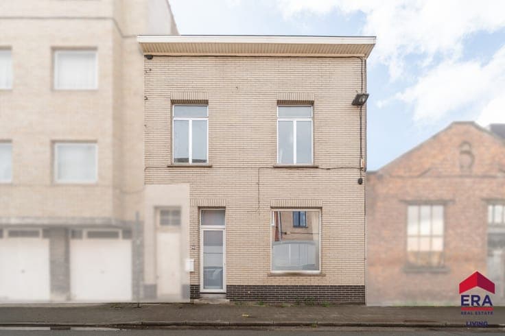 House with 3 bedrooms within walking distance of the centre