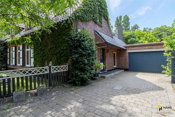 Authentieke woning (216 m²) in Kapellen