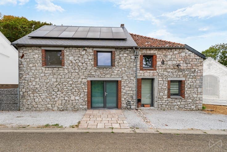 House in Sautour