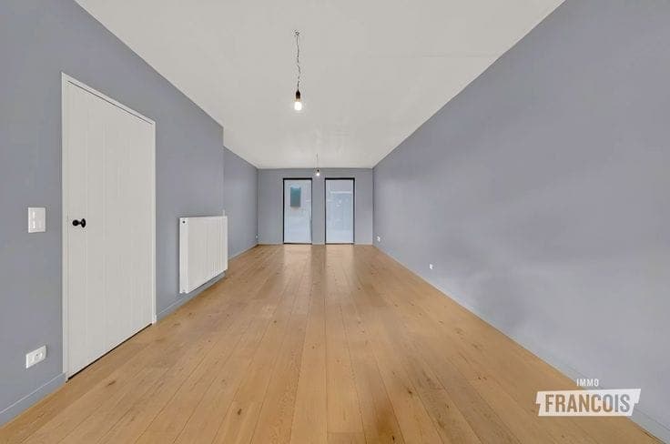 Bright, move-in-ready home with 3 bedrooms and a garden for…