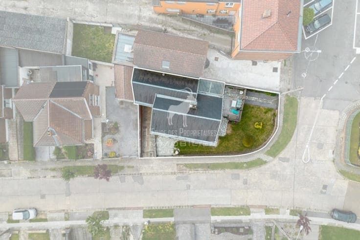Single-storey 2 bedroom villa for sale on FAYT-LEZ-MANAGE