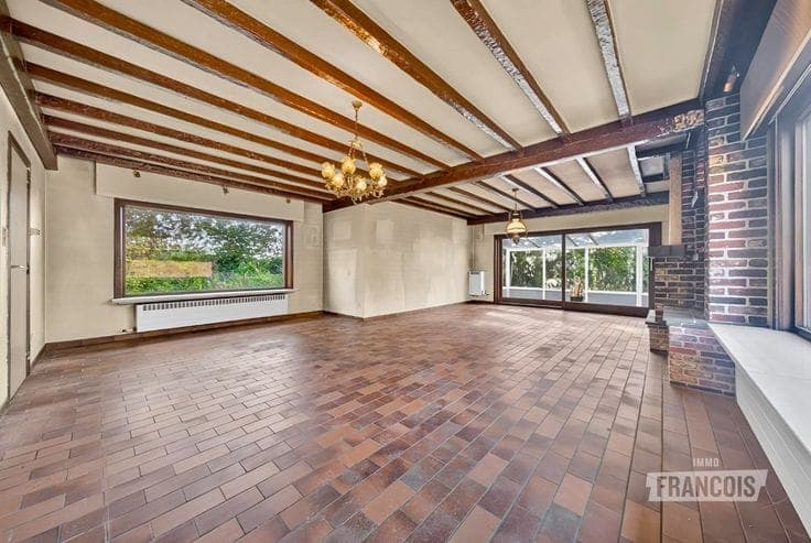 Charming detached home in a prime location in Torhout for s…