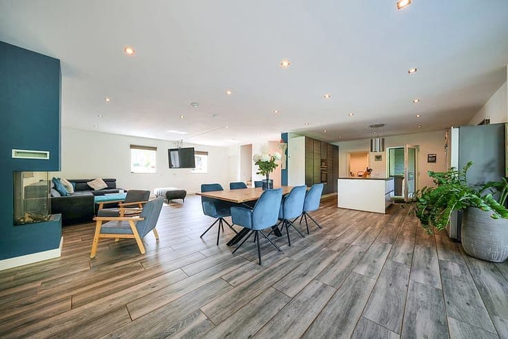 Luxury Villa with Self-Contained Apartment