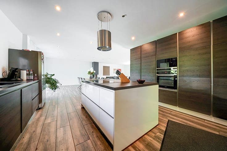 Luxury Villa with Self-Contained Apartment