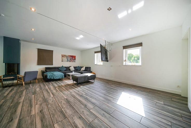 Luxury Villa with Self-Contained Apartment
