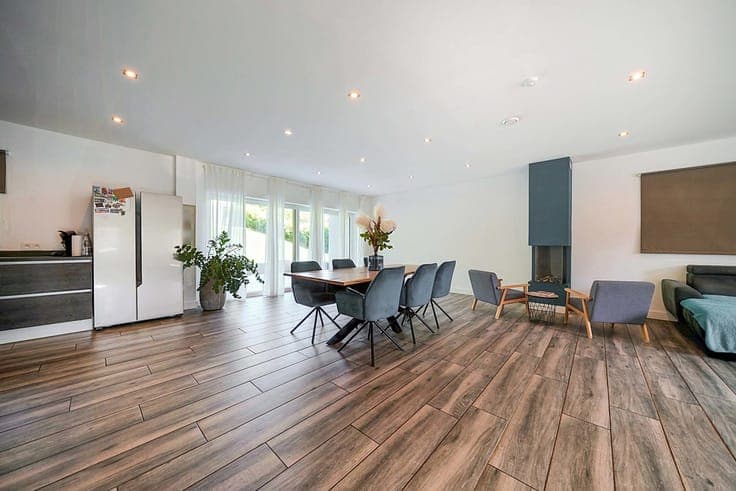 Luxury Villa with Self-Contained Apartment
