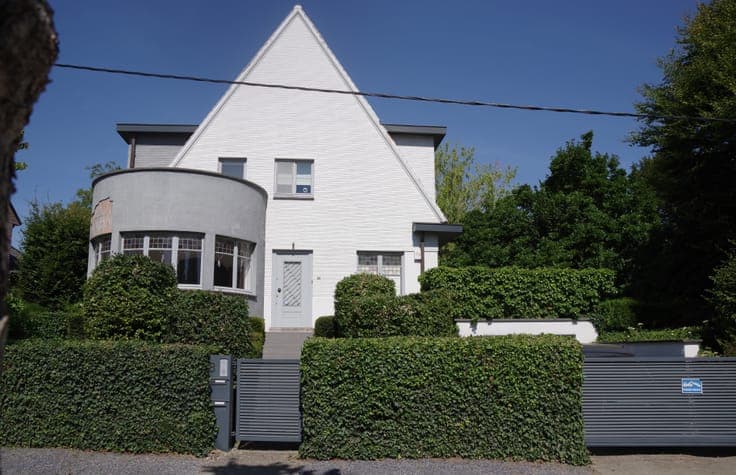 Characterful villa Meise, 5 bedrooms, garden, garage