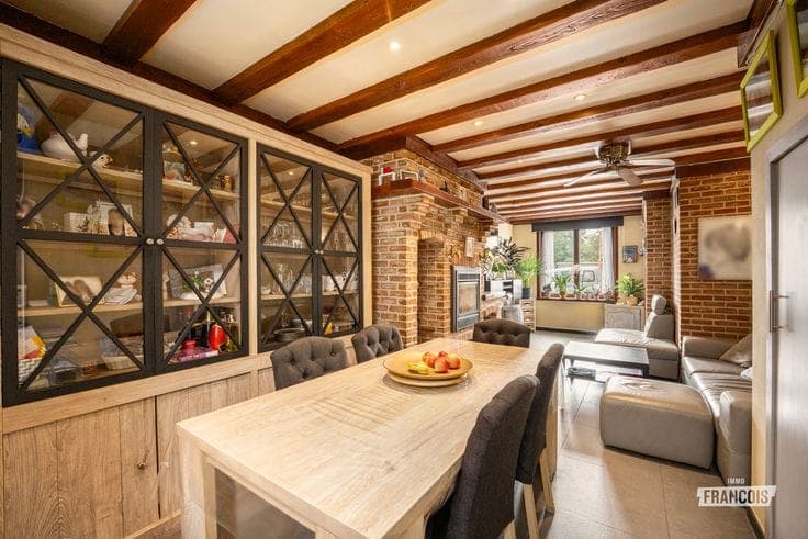A 4-bedroom, ready-to-move-in property on a quiet street in…