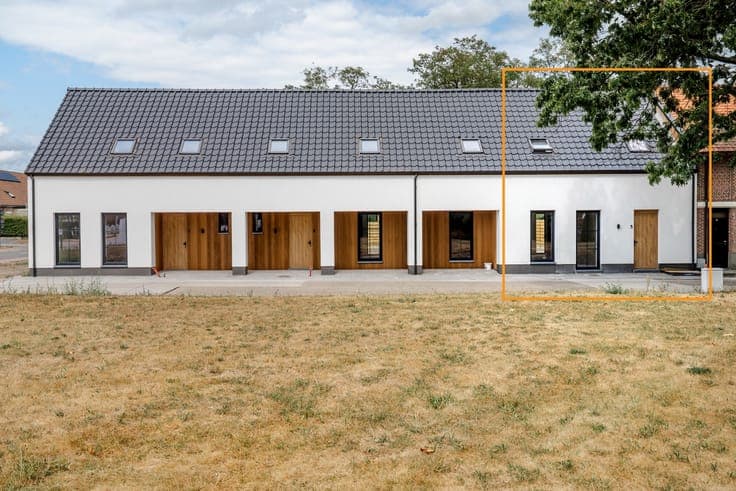 Charmante halfopen woning te koop in Leopoldsburg - 3 sla...