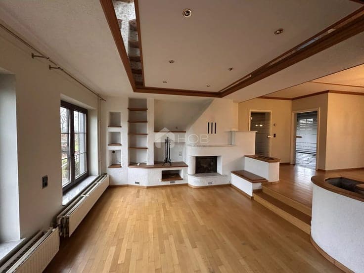 Detached house in a quiet location