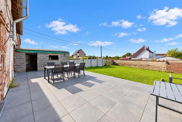 2-bedroom house with a garden and a 46 m² terrace